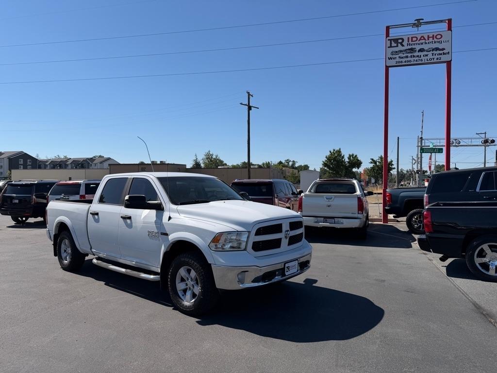 White 2015 RAM 1500 Pickup Truck Four-Wheel Drive Automatic