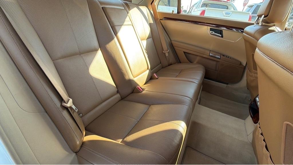 Mercedes-Benz S-Class photo 7
