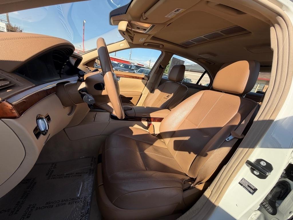 Mercedes-Benz S-Class photo 11