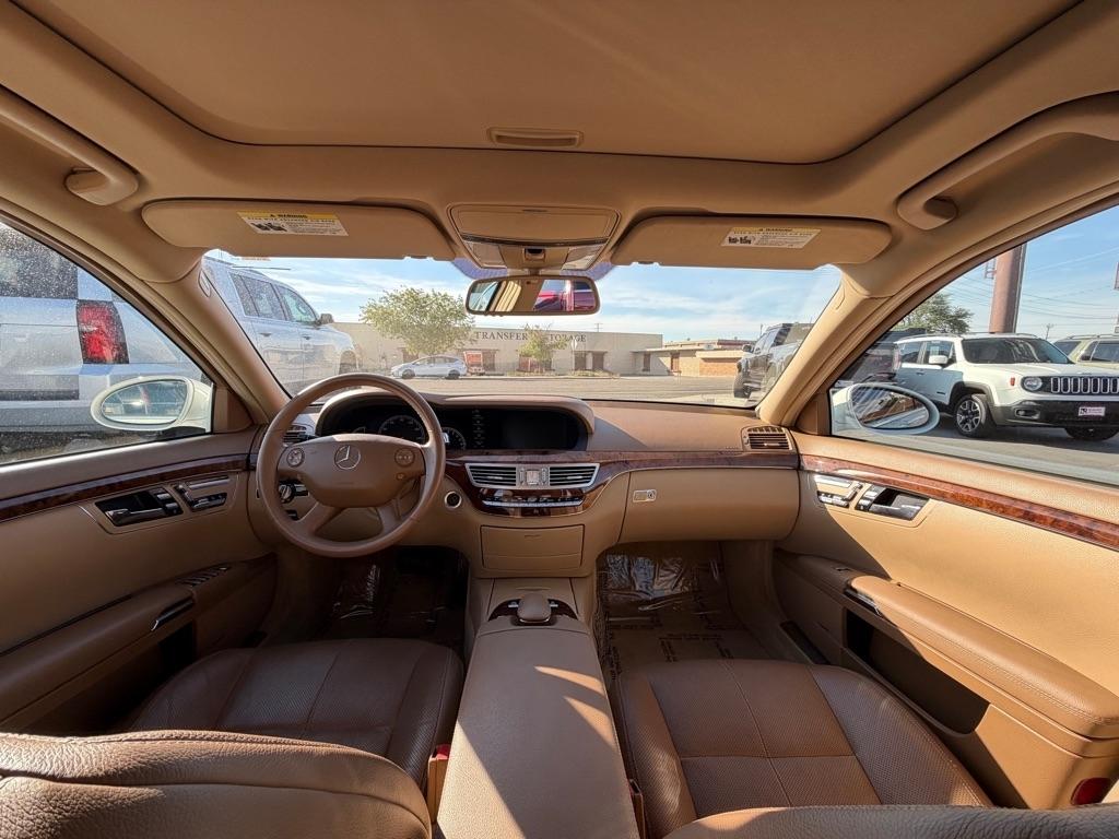 Mercedes-Benz S-Class photo 12