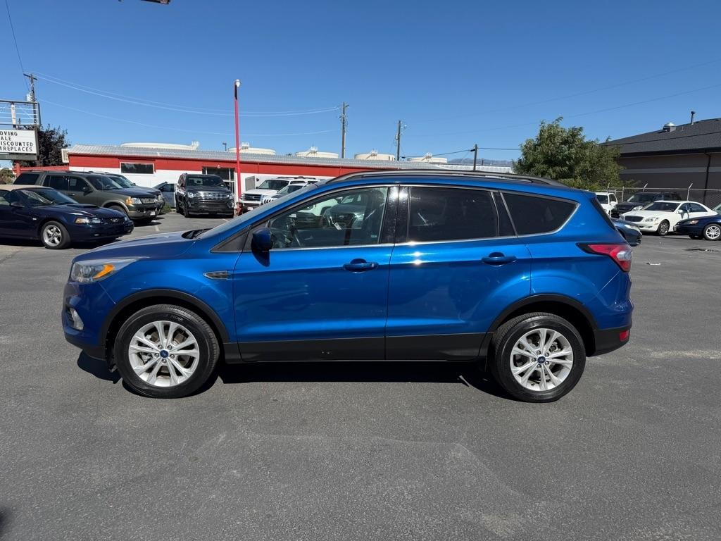 Ford Escape photo 3