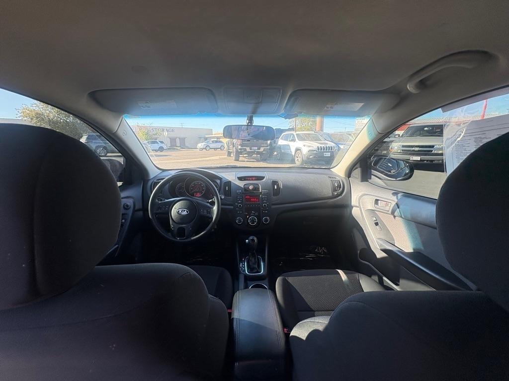 Kia Forte photo 10