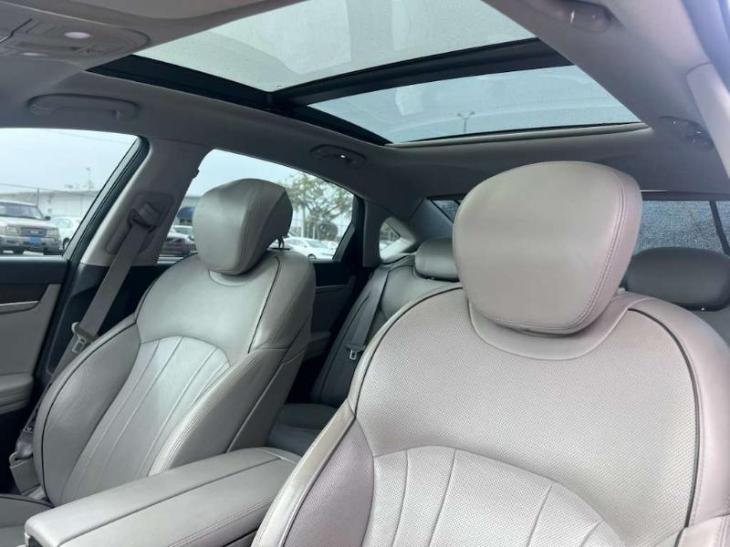 Hyundai Genesis 5.0L RWD 2015