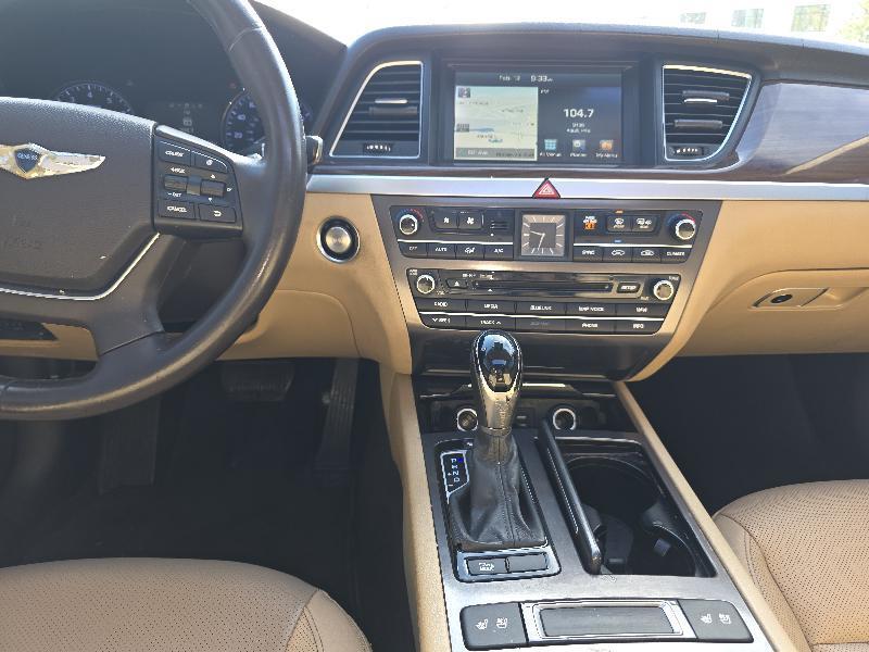 Hyundai Genesis 3.8L 2016