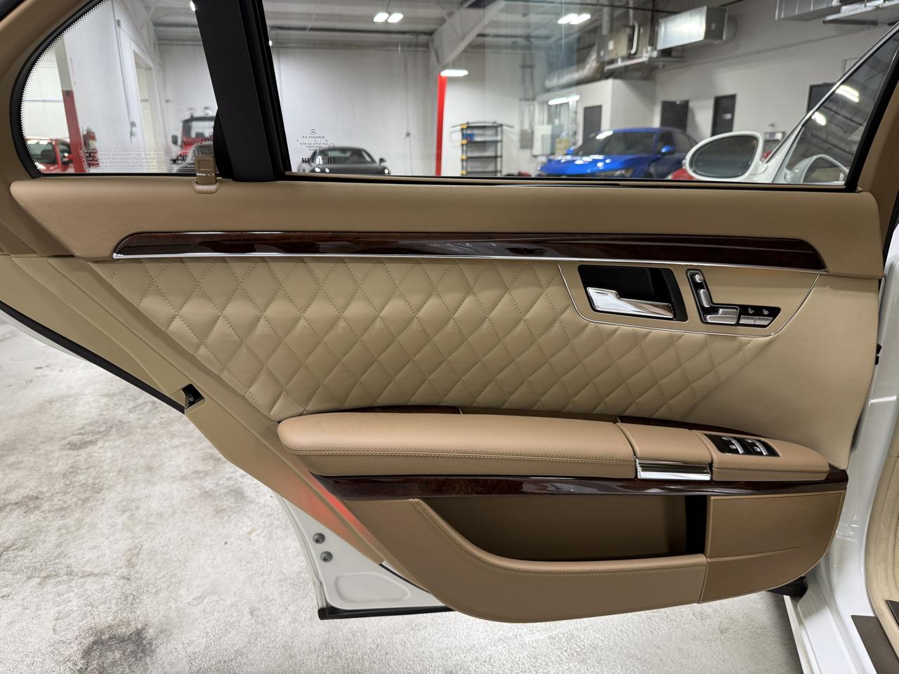 2009 Mercedes-Benz S-Class S65 AMG - Photo 29