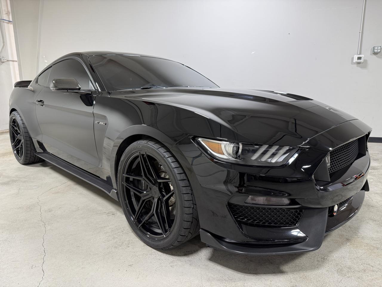 2016 Ford Shelby GT350 