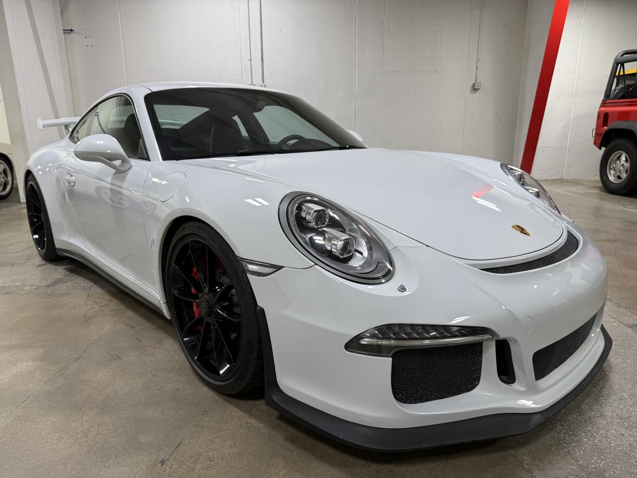  2015 Porsche 911 GT3 Coupe RWD   