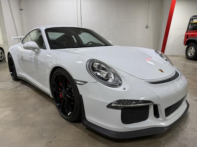 2015 Porsche 911 GT3 Coupe RWD