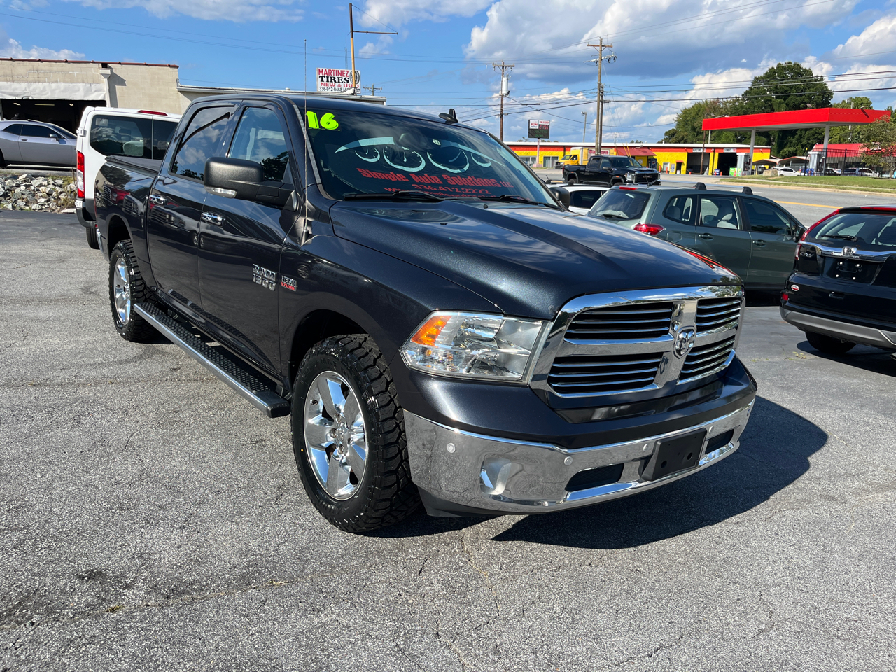 RAM 1500 4WD Crew Cab 140.5" Big Horn 2016 RAM 1500 4WD Crew Cab 140.5" Big Horn 2016