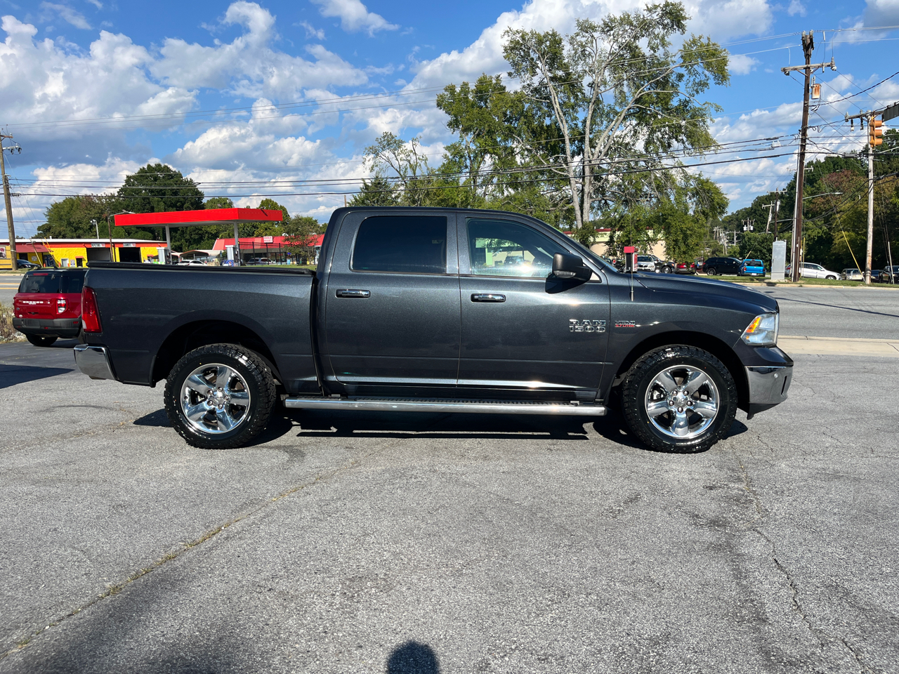 RAM 1500 4WD Crew Cab 140.5" Big Horn 2016 RAM 1500 4WD Crew Cab 140.5" Big Horn 2016