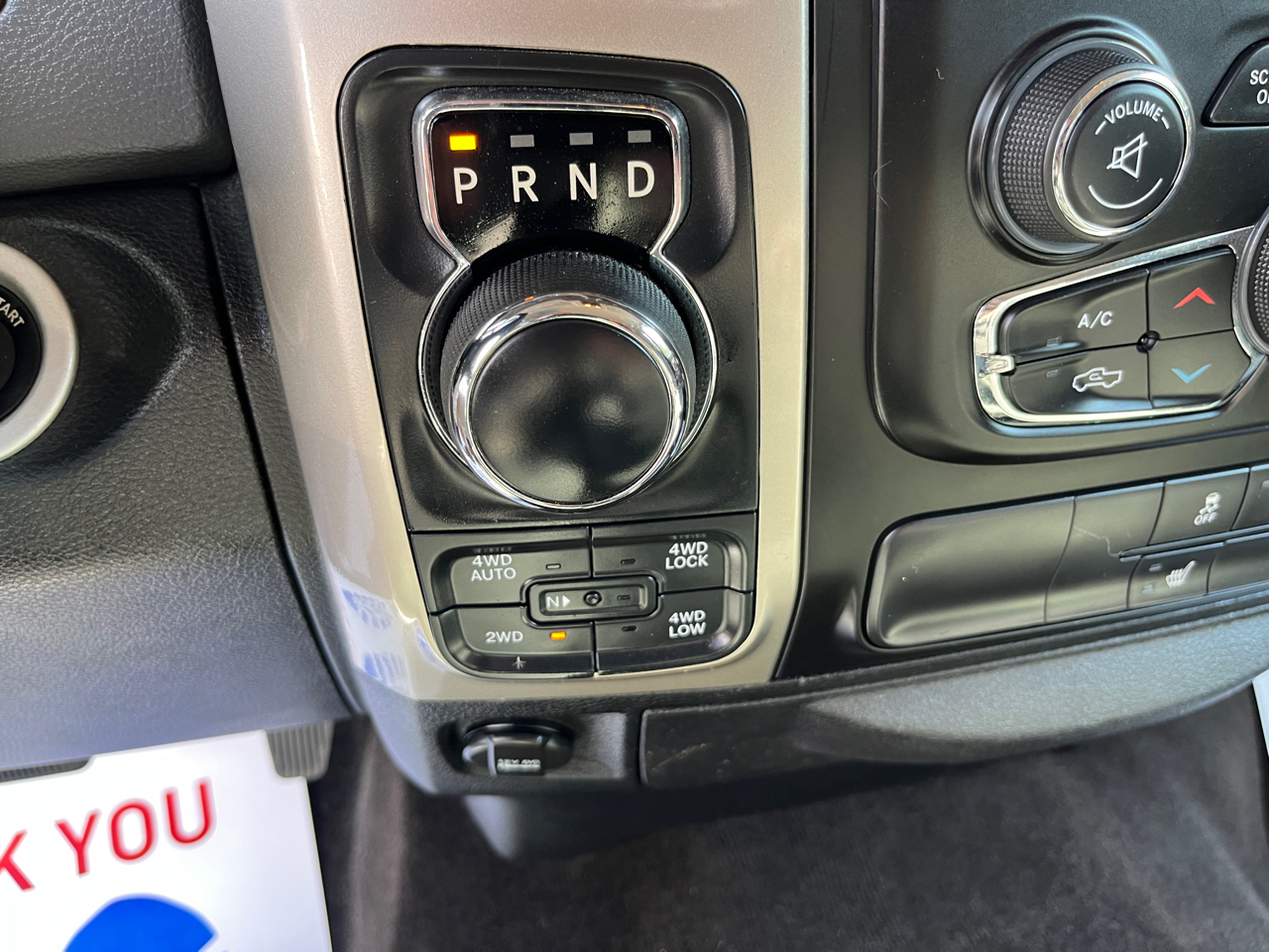 RAM 1500 4WD Crew Cab 140.5" Big Horn 2016 RAM 1500 4WD Crew Cab 140.5" Big Horn 2016