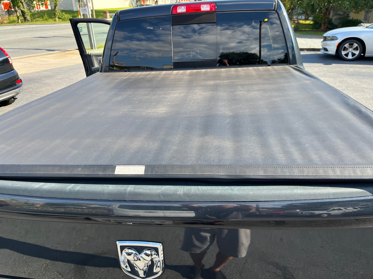 RAM 1500 4WD Crew Cab 140.5" Big Horn 2016 RAM 1500 4WD Crew Cab 140.5" Big Horn 2016