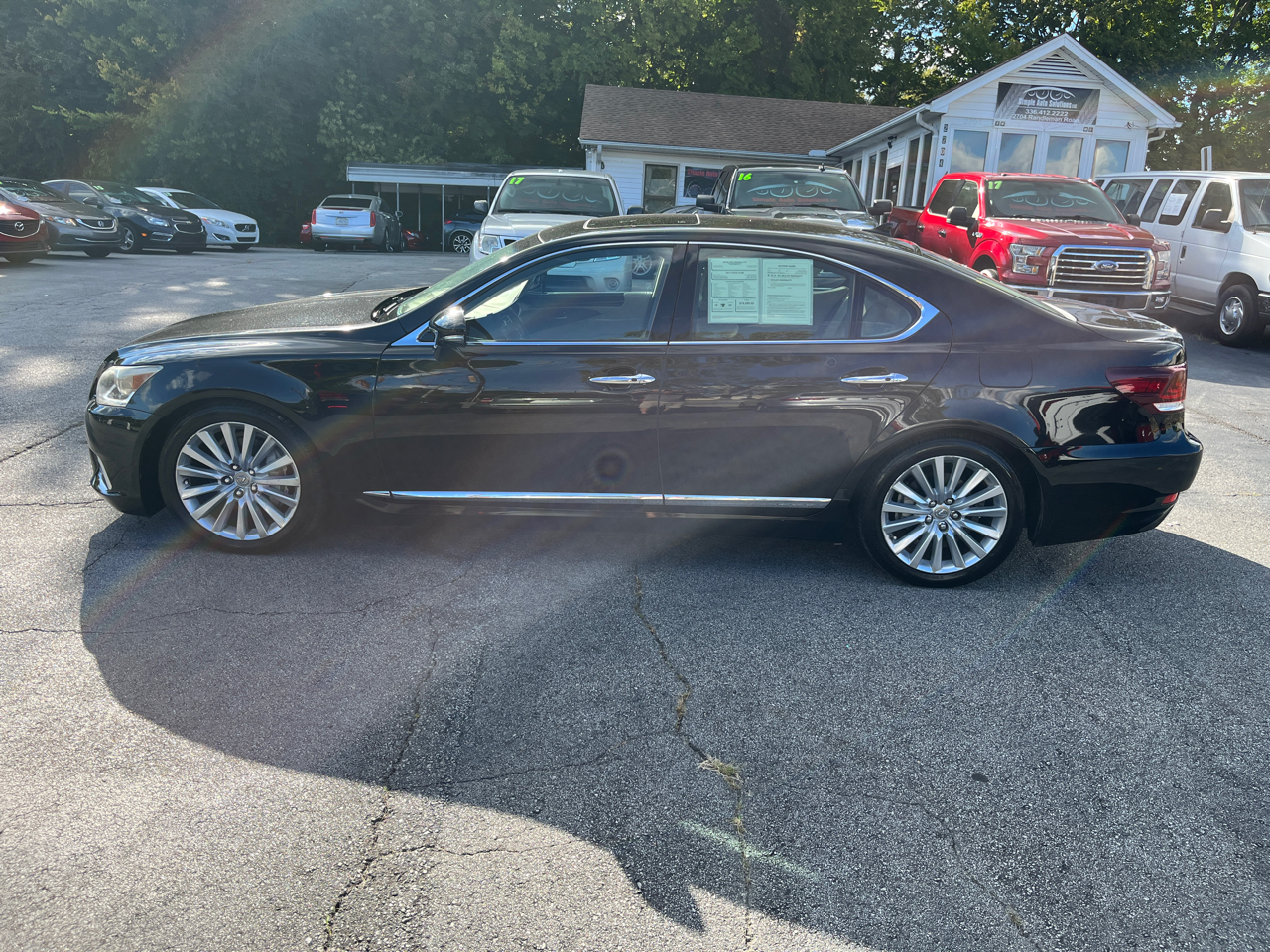 2013 Lexus LS 460 Luxury Sedan