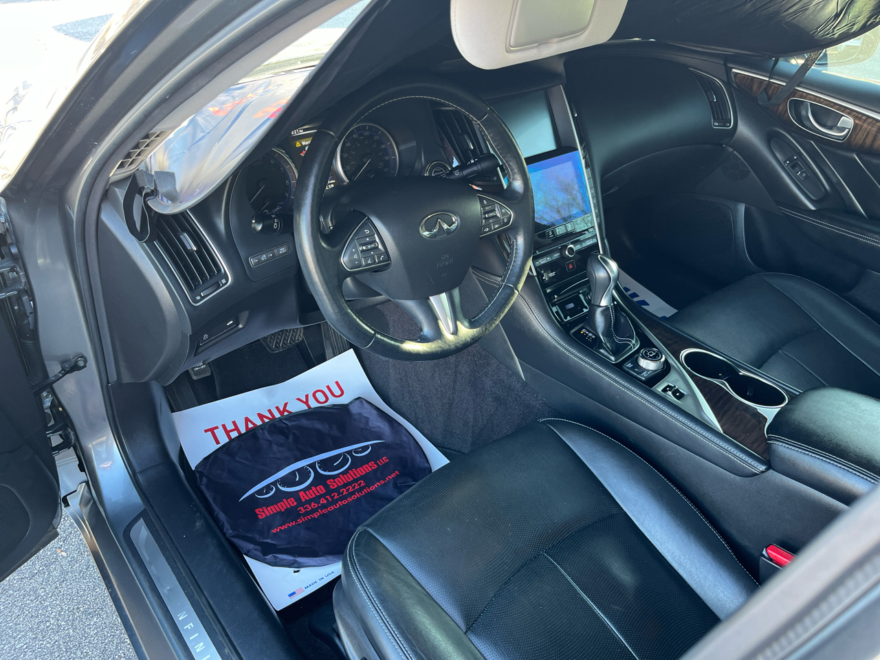 Infiniti Q50 Hybrid Premium AWD 2015