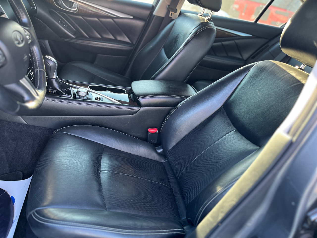 Infiniti Q50 Hybrid Premium AWD 2015