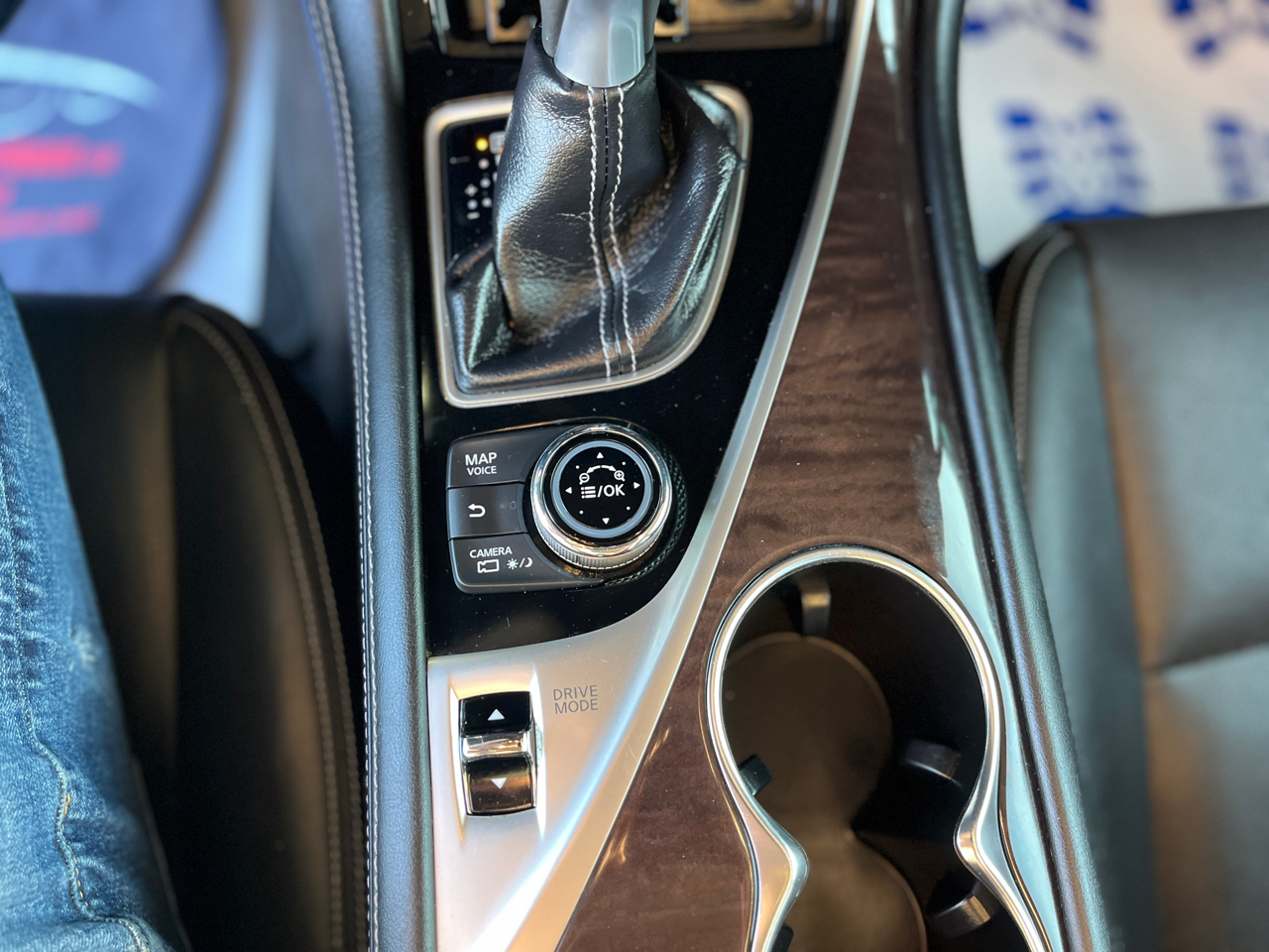 Infiniti Q50 Hybrid Premium AWD 2015