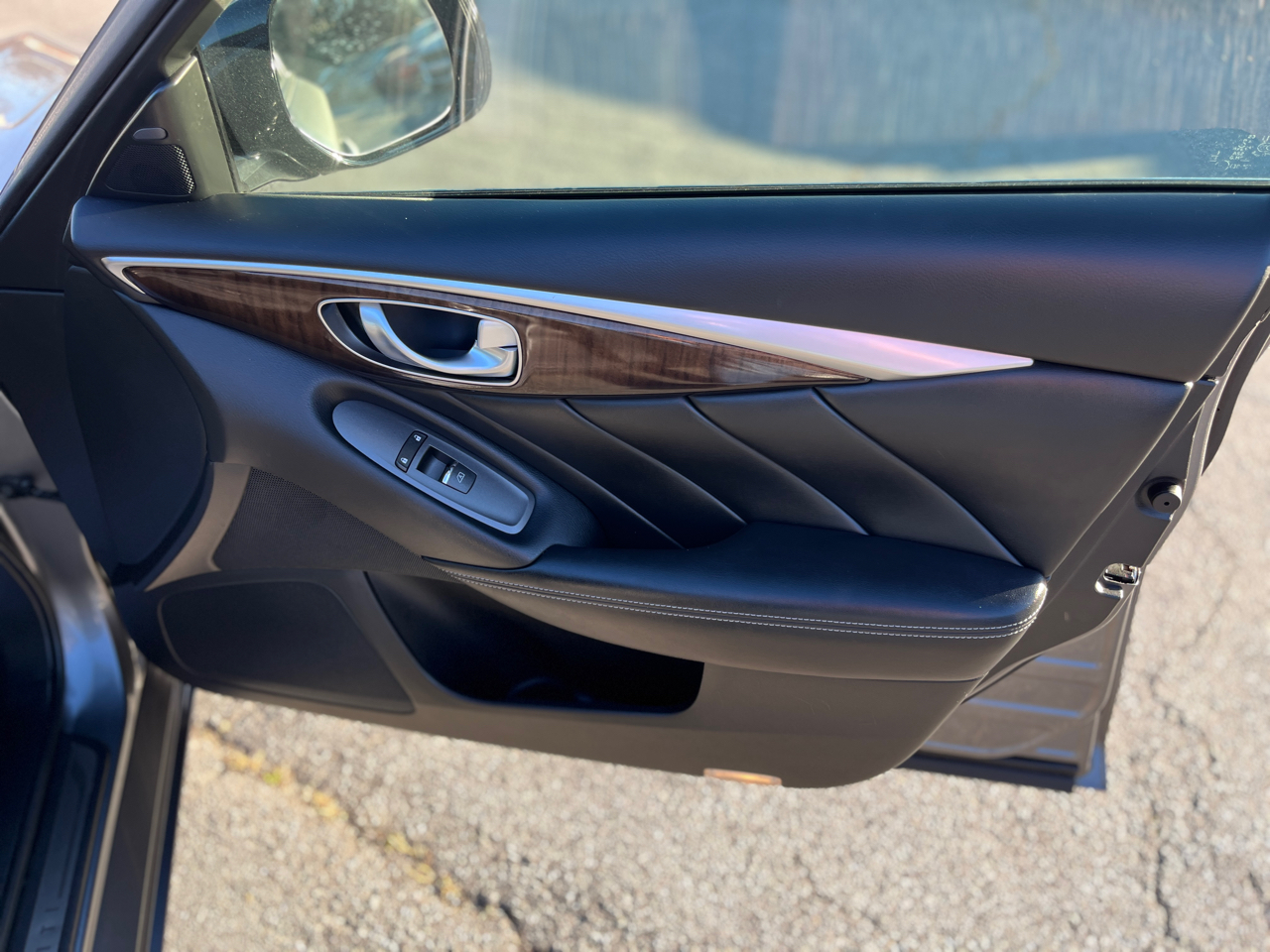 Infiniti Q50 Hybrid Premium AWD 2015