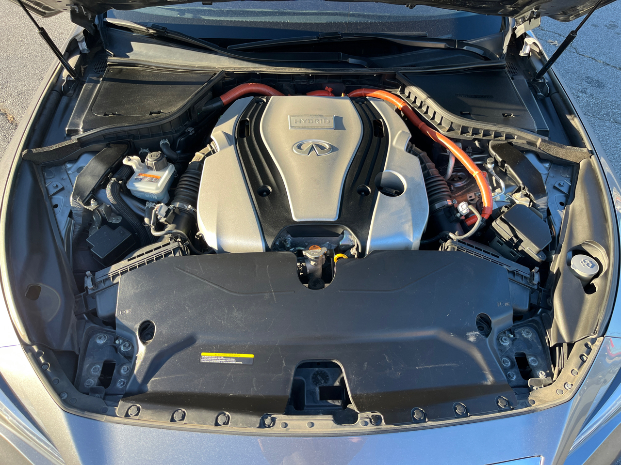 Infiniti Q50 Hybrid Premium AWD 2015