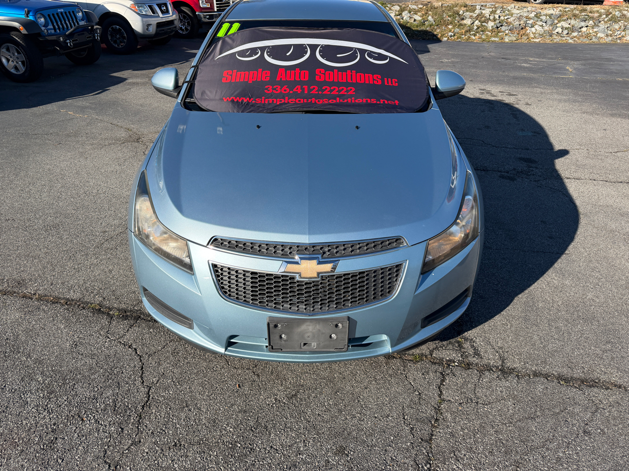 Chevrolet Cruze 1LT 2011