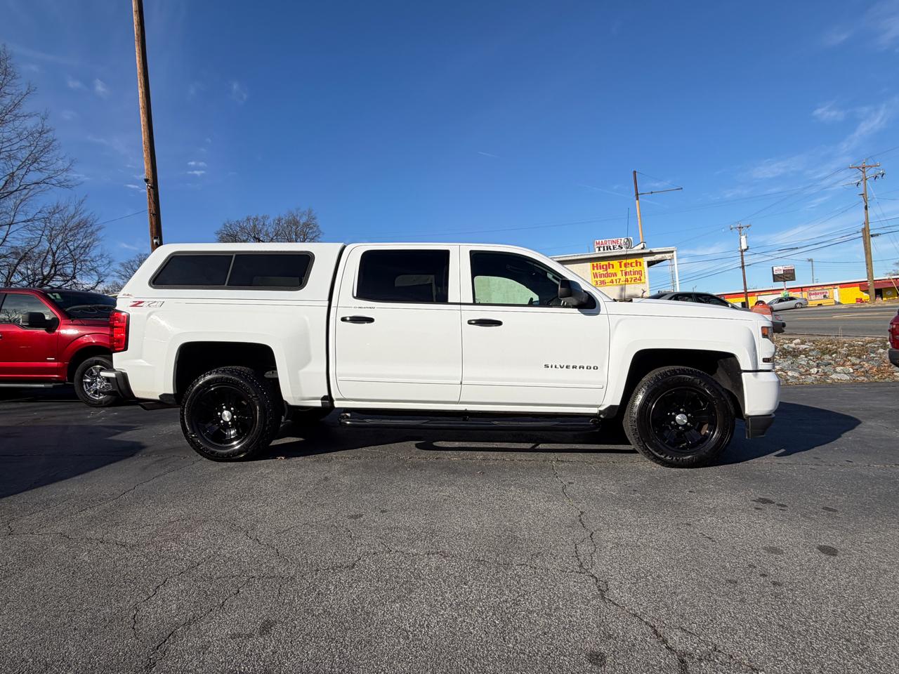 Chevrolet Silverado 1500 4WD Crew Cab 143.5" LT w/1LT 2018