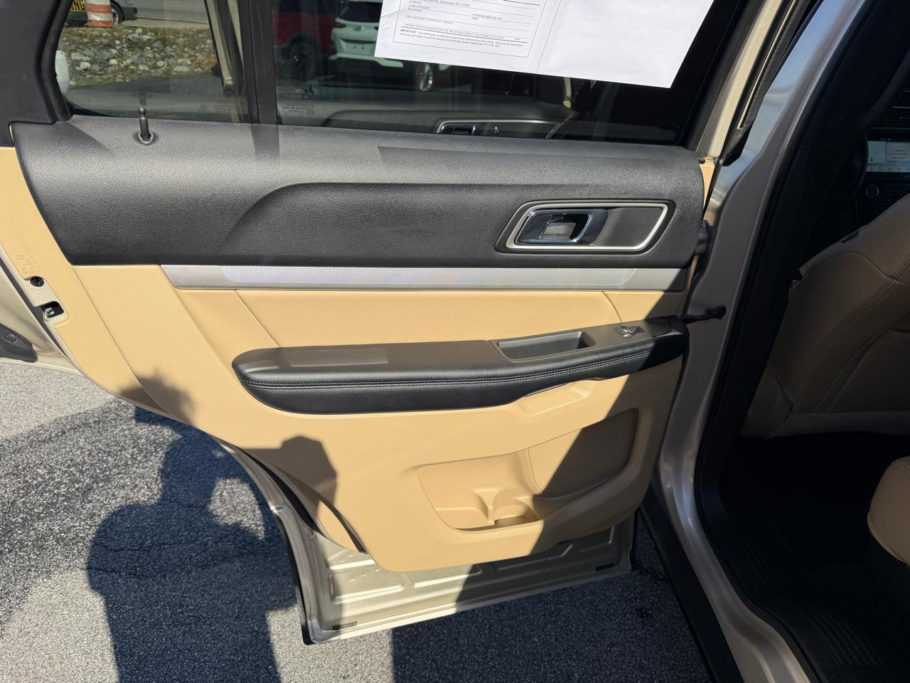 Ford Explorer 4dr 112" WB XLT 4WD 2017