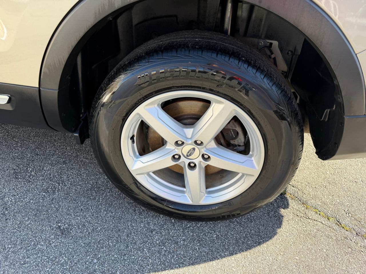 Ford Explorer 4dr 112" WB XLT 4WD 2017