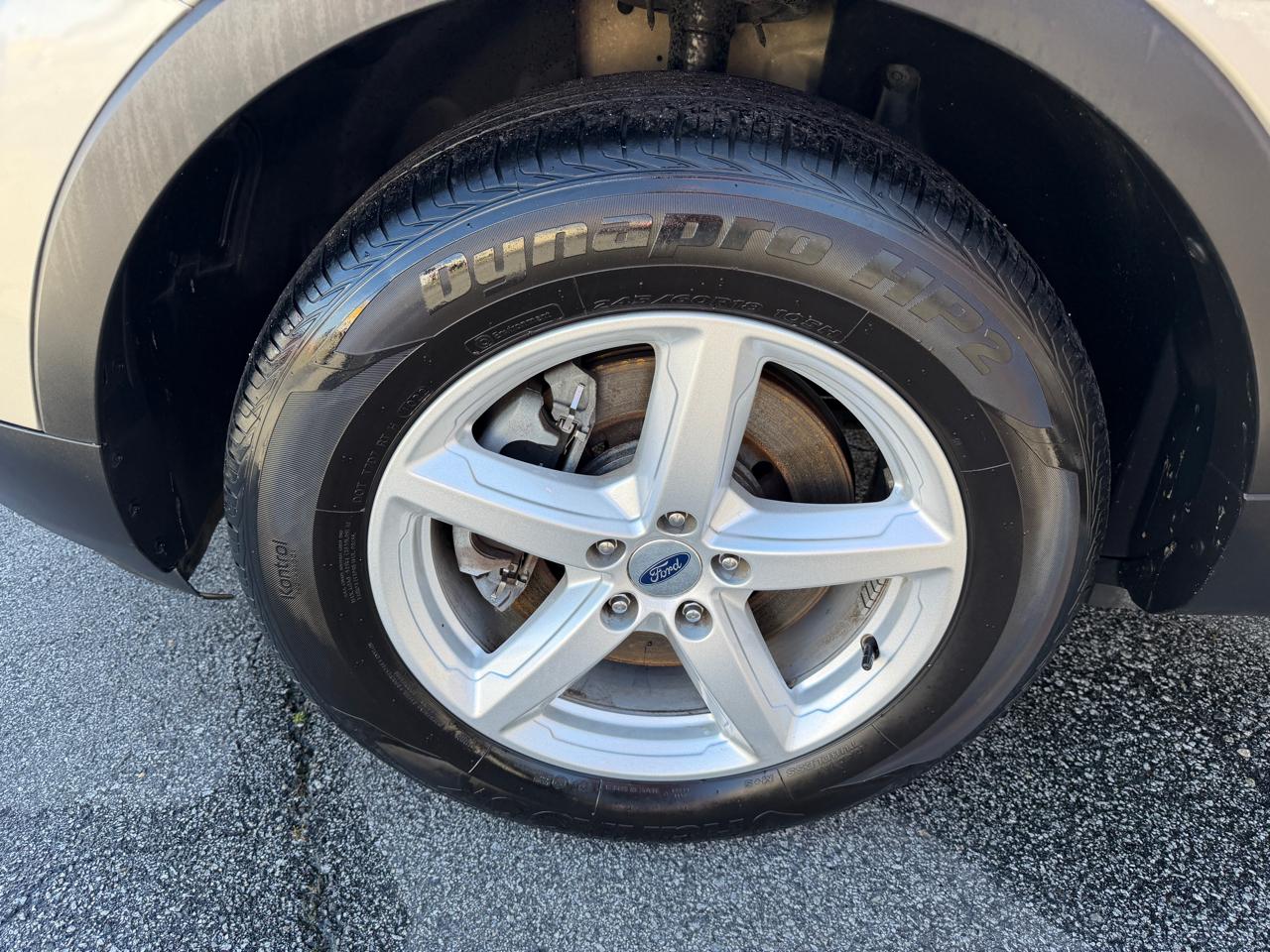 Ford Explorer 4dr 112" WB XLT 4WD 2017