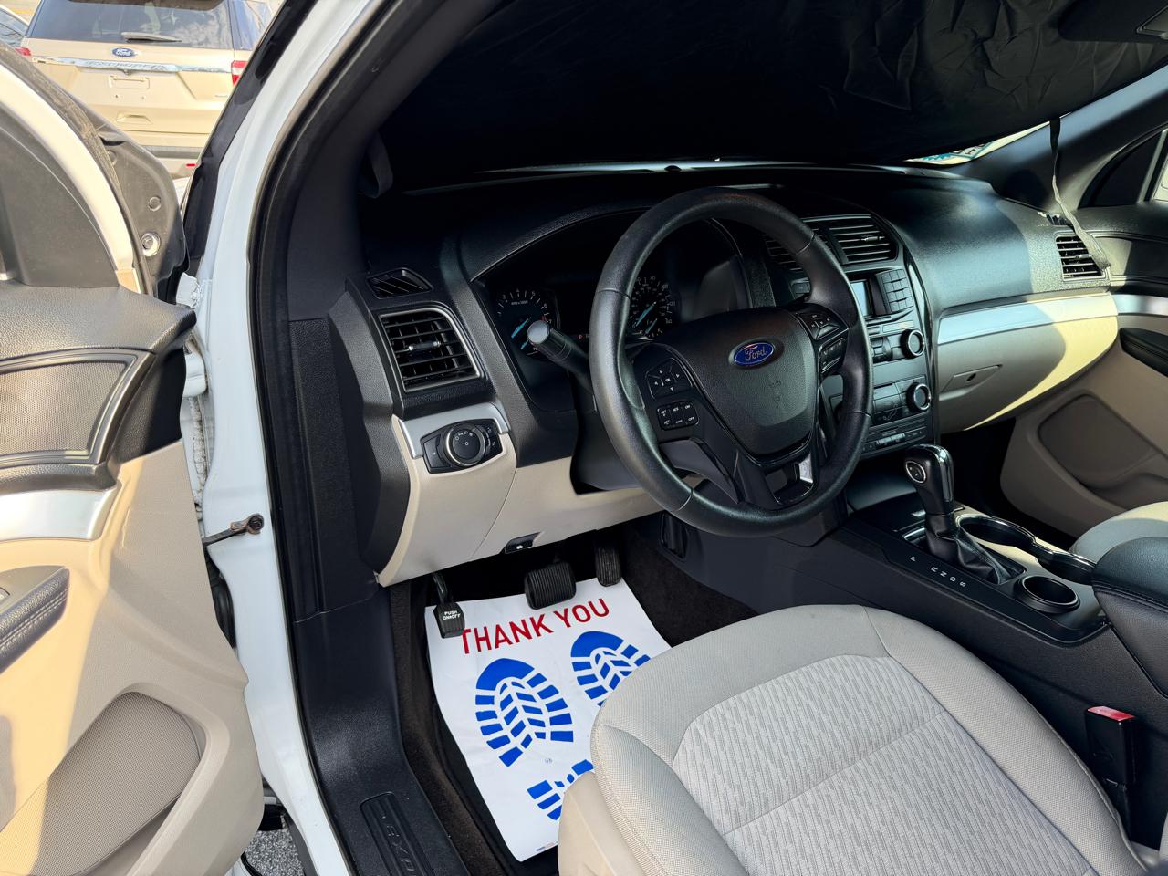 Ford Explorer Base FWD 2018