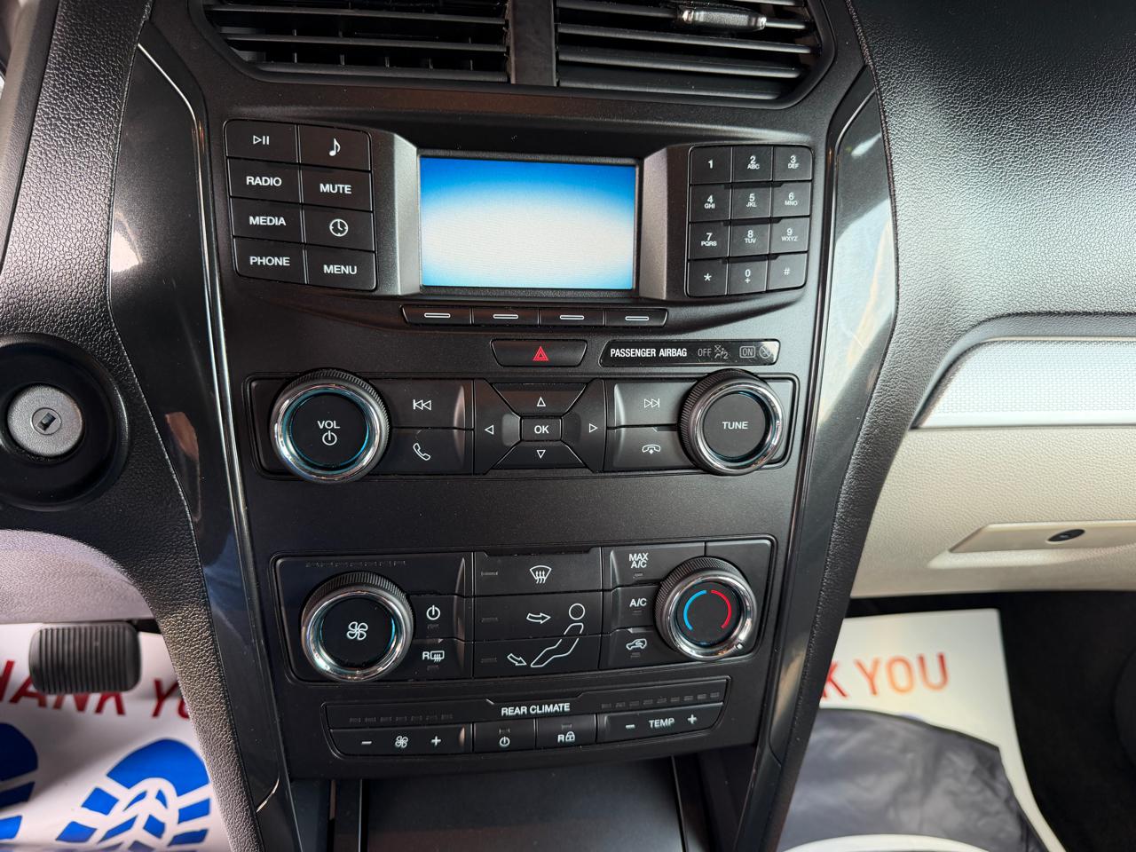 Ford Explorer Base FWD 2018