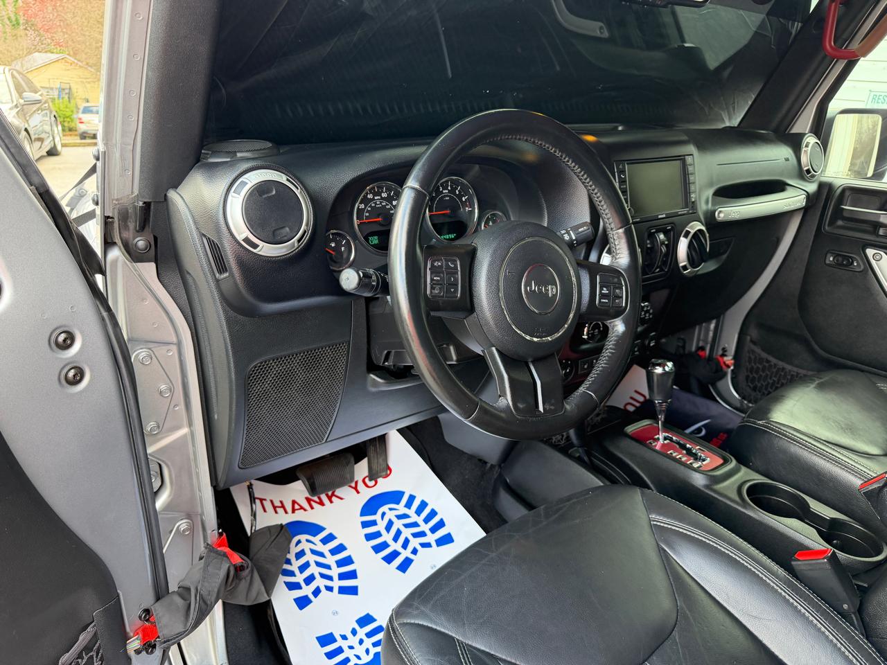 Jeep Wrangler Unlimited Sahara 4WD 2017