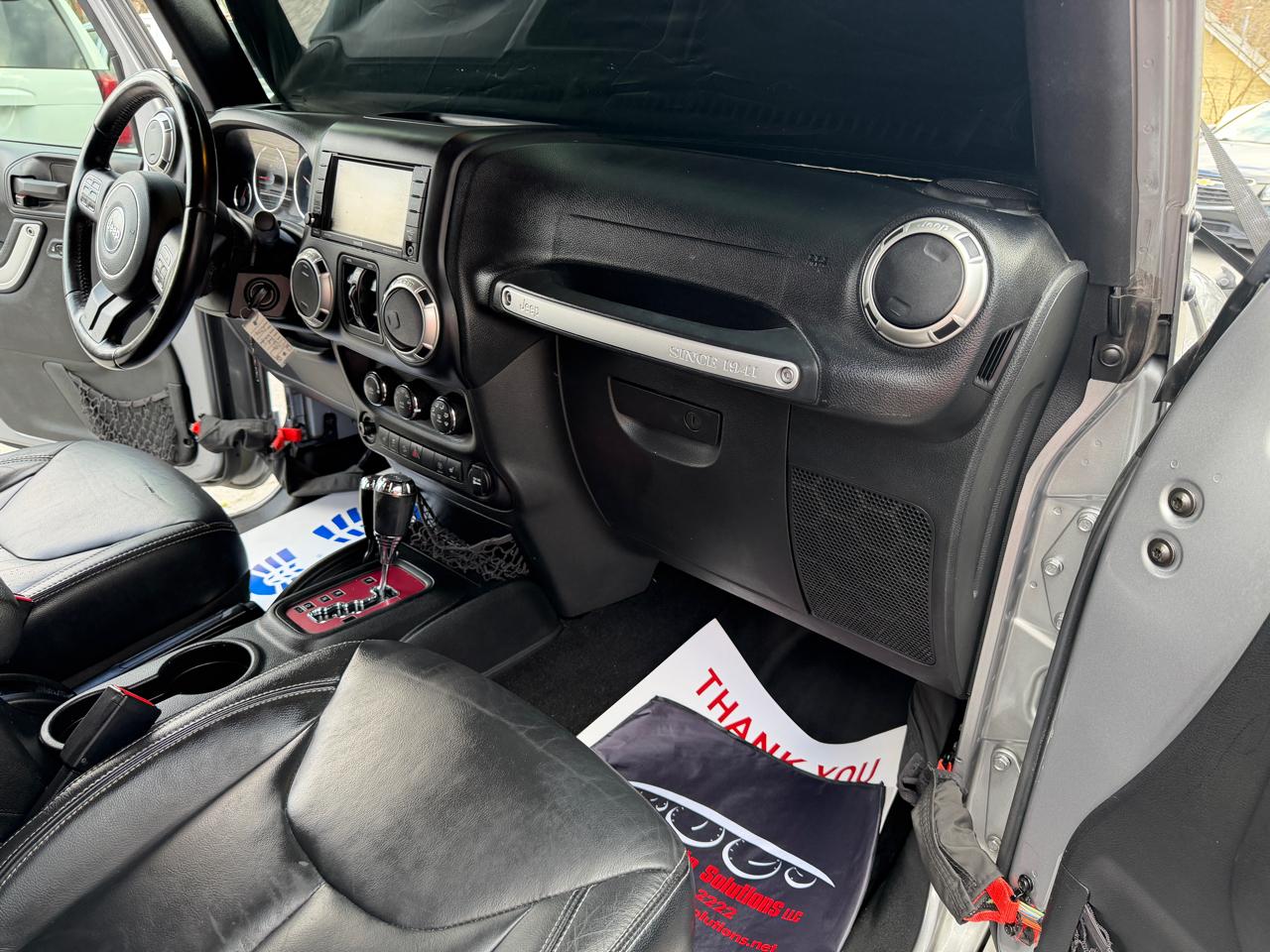 Jeep Wrangler Unlimited Sahara 4WD 2017