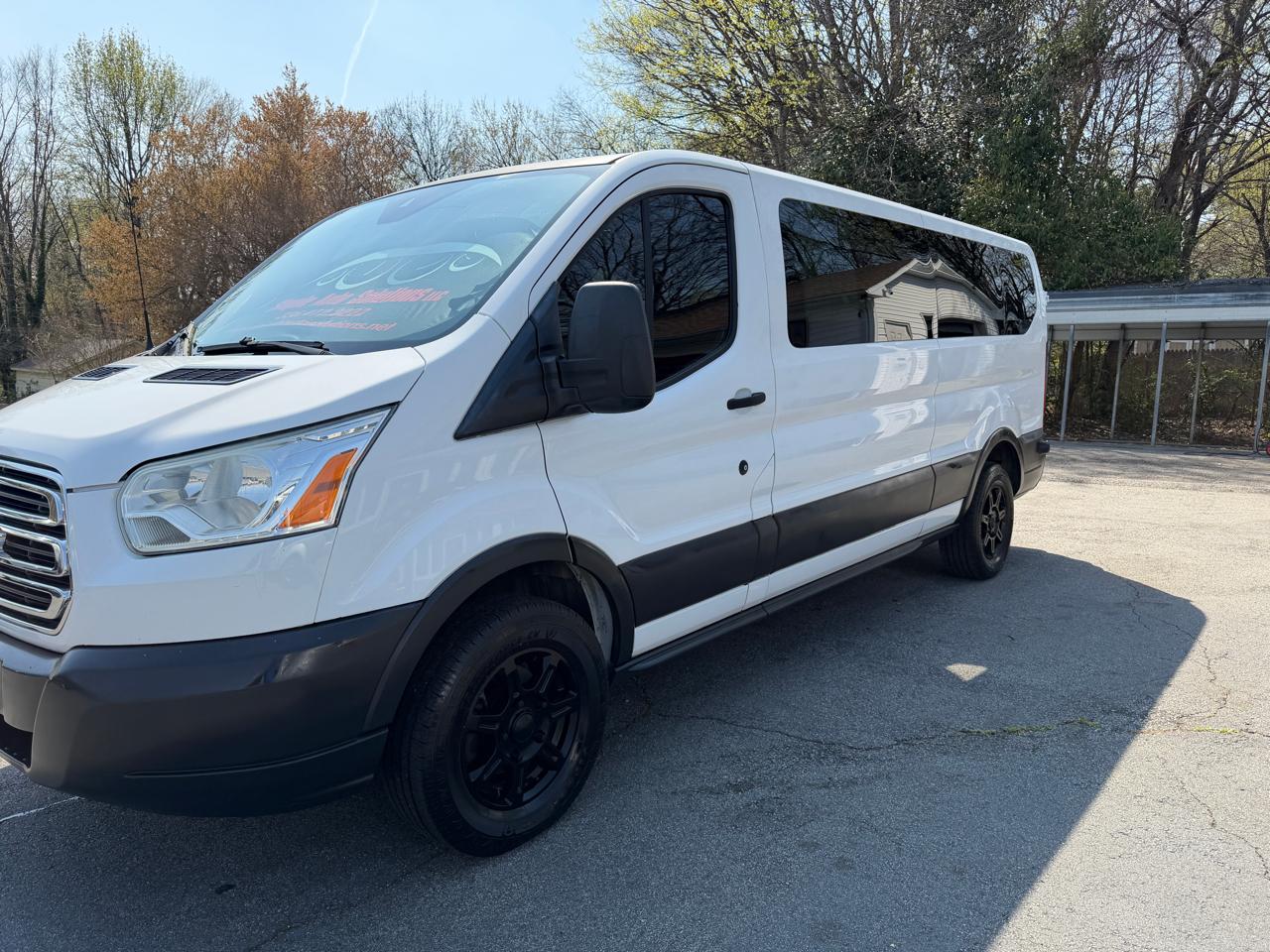 Ford Transit 350 Wagon Low Roof XLT 60/40 Pass. 148-in. WB 2016