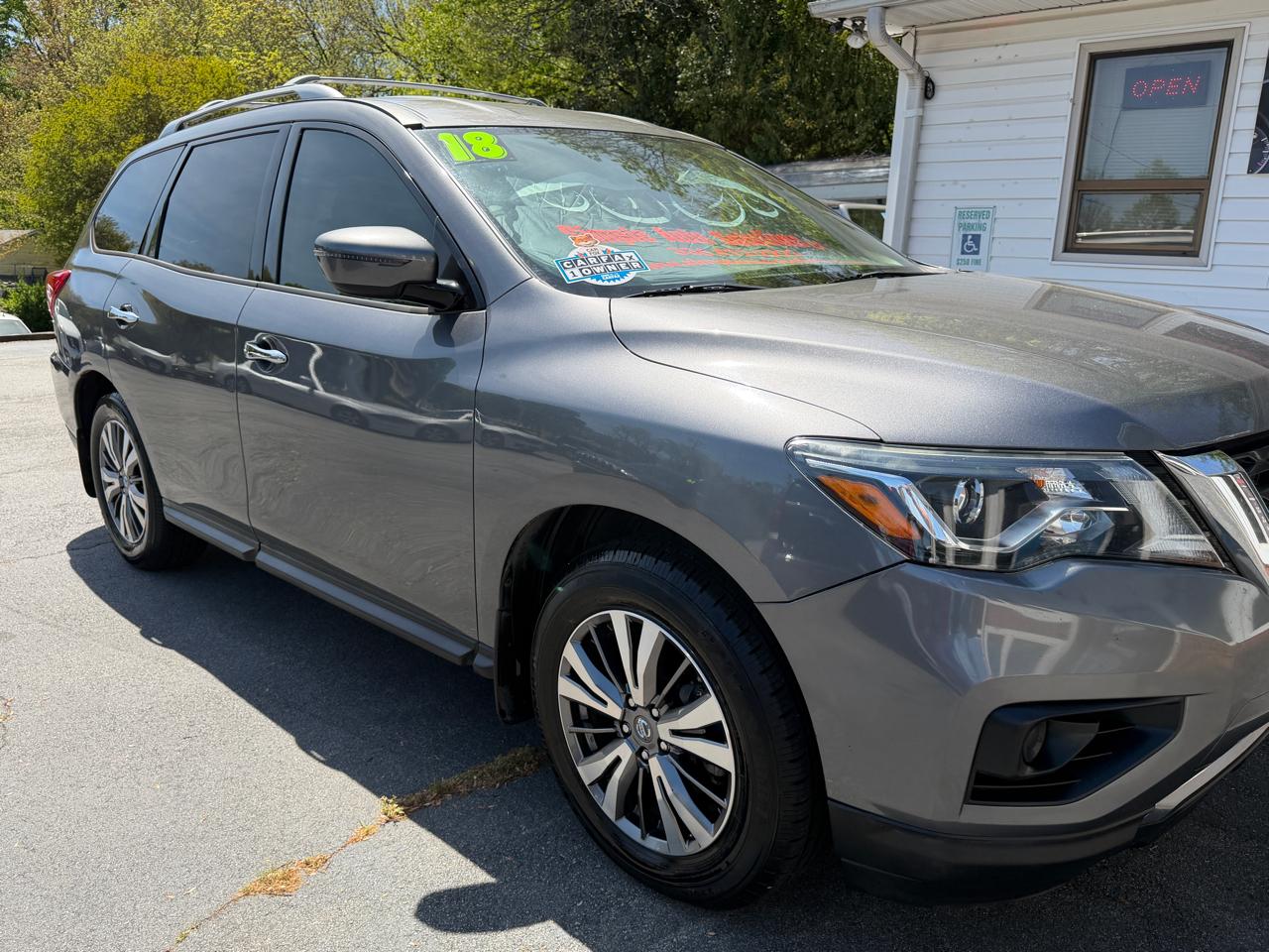 Nissan Pathfinder S 2WD 2018