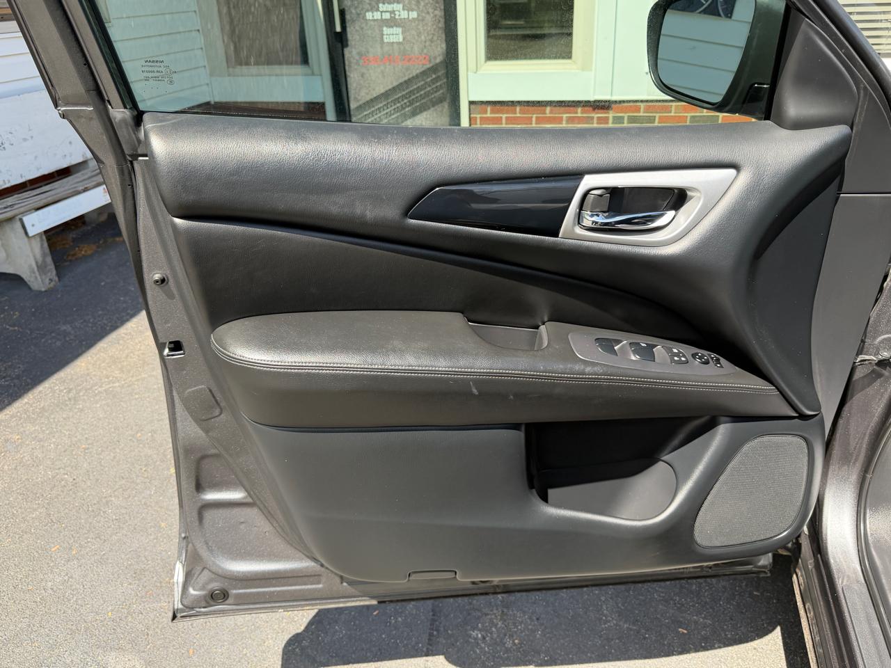 Nissan Pathfinder S 2WD 2018