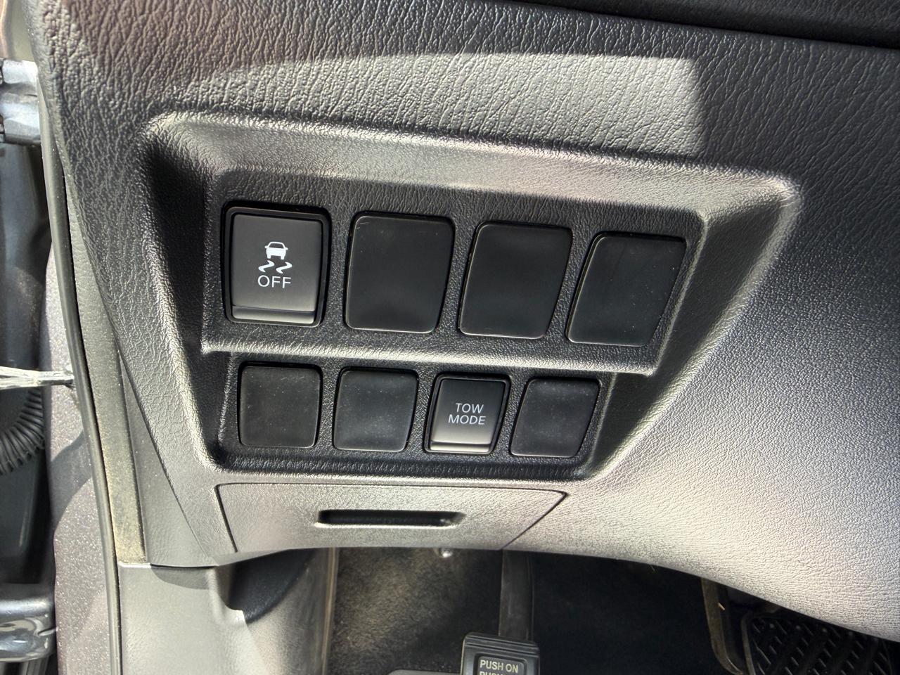 Nissan Pathfinder S 2WD 2018