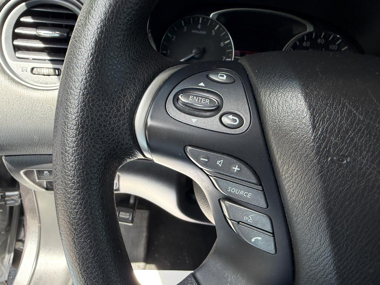 Nissan Pathfinder S 2WD 2018