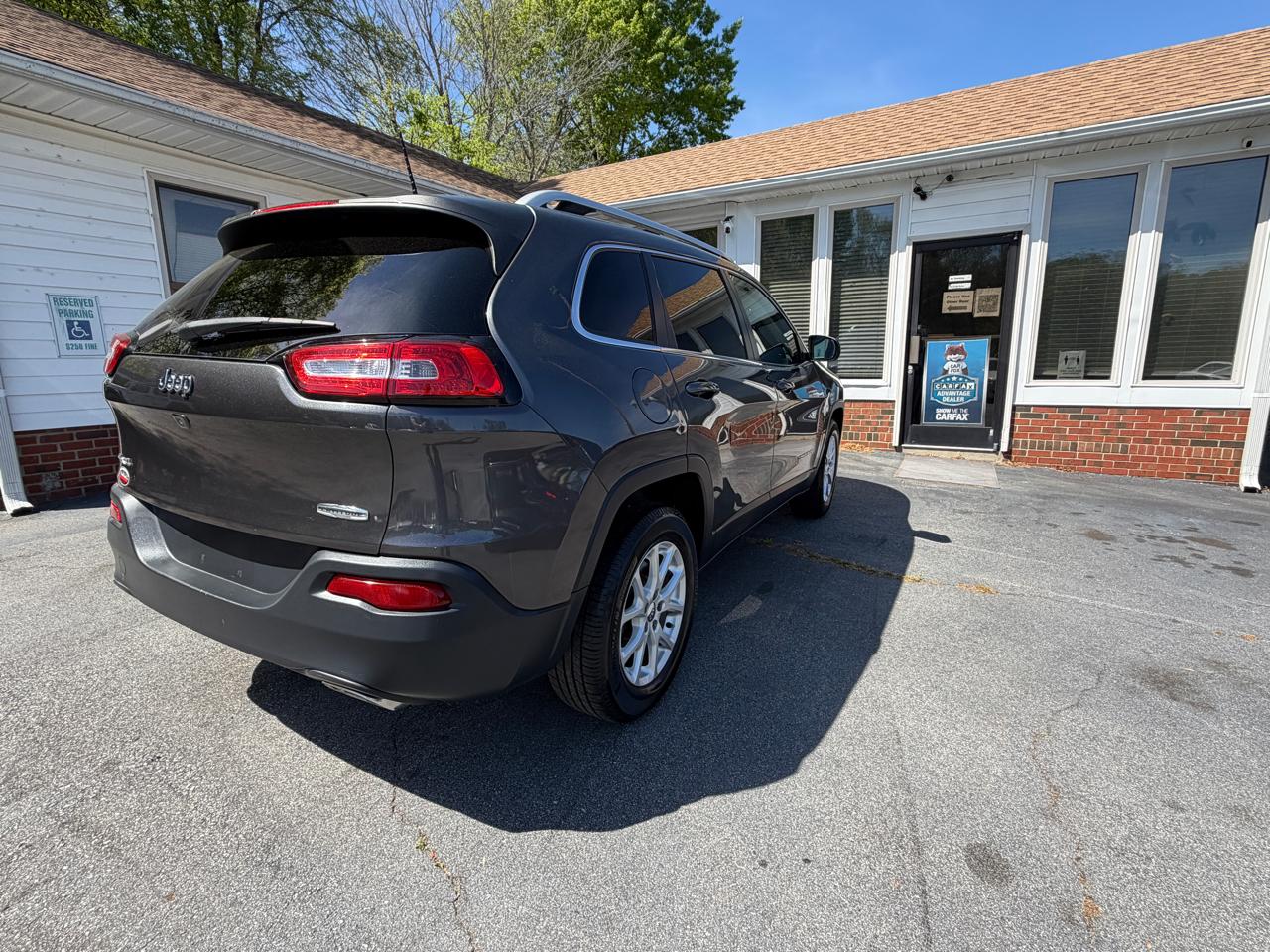 Jeep Cherokee Latitude 4WD 2016