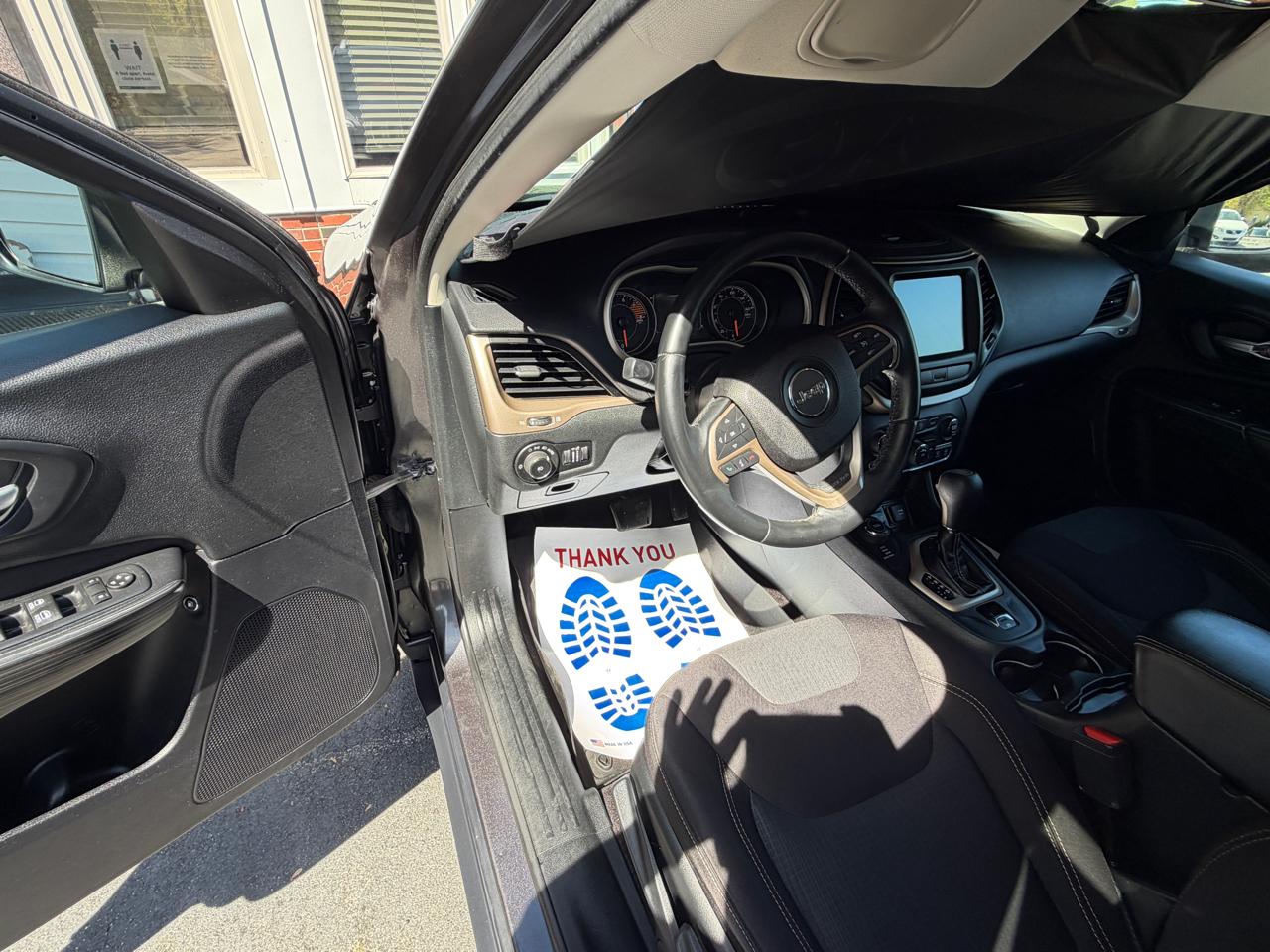 Jeep Cherokee Latitude 4WD 2016