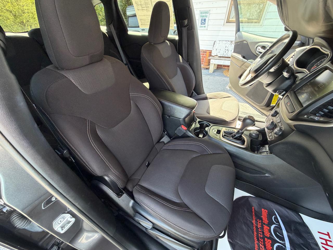 Jeep Cherokee Latitude 4WD 2016