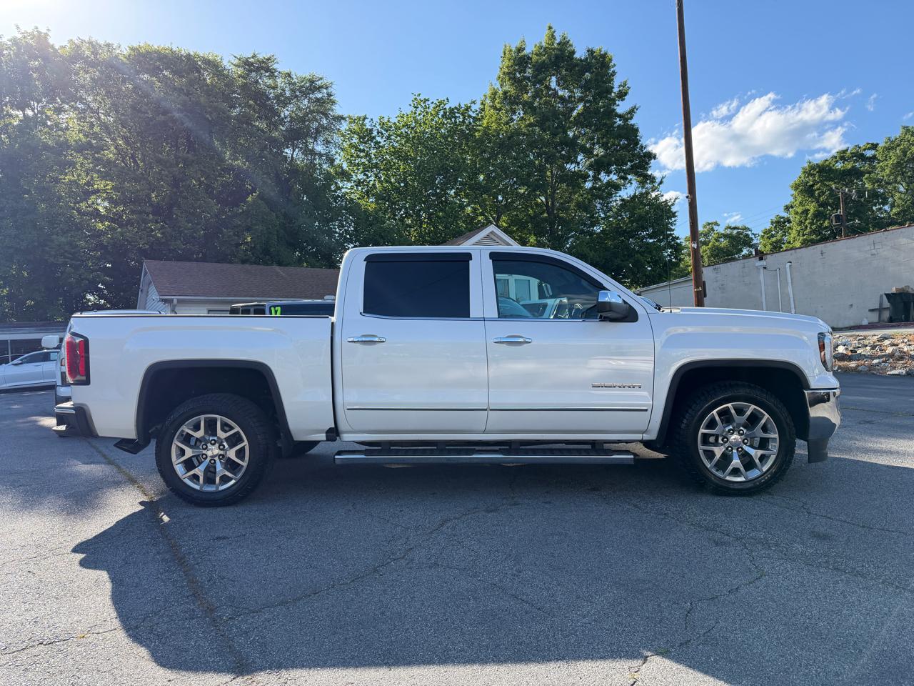GMC Sierra 1500 2WD Crew Cab 143.5" SLT 2018