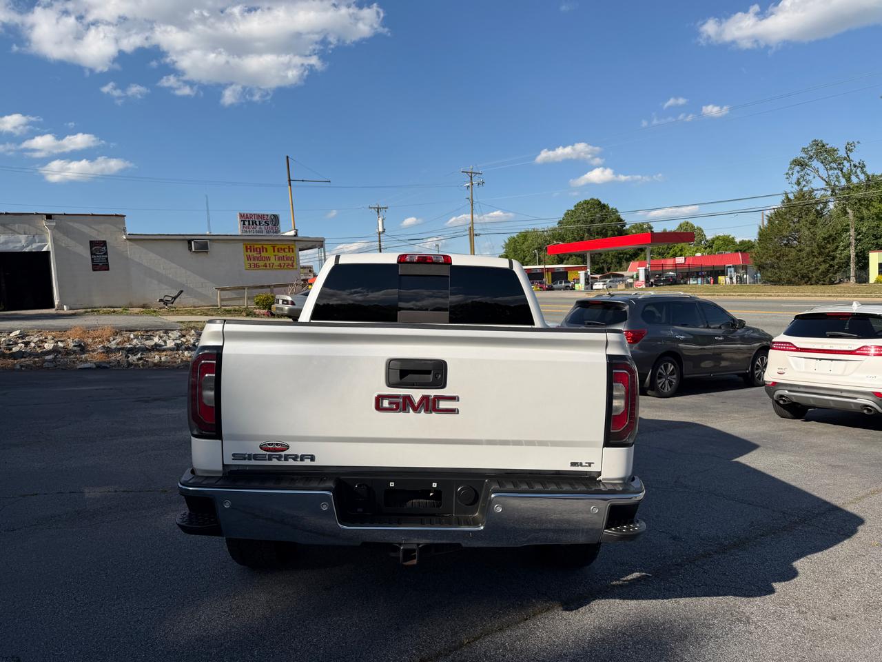 GMC Sierra 1500 2WD Crew Cab 143.5" SLT 2018