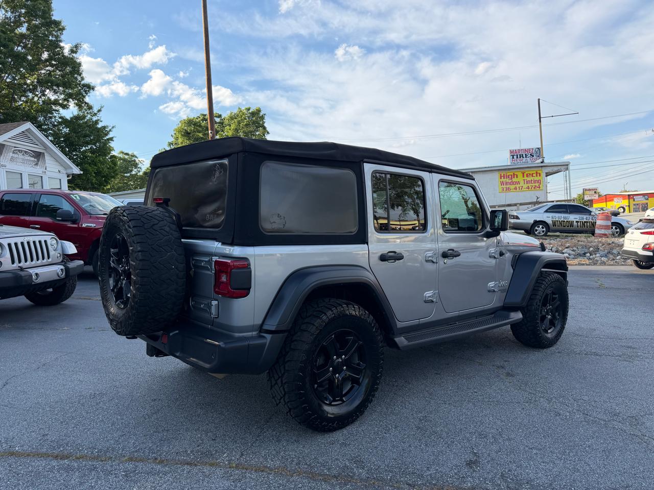 Jeep Wrangler Unlimited Sport 2018