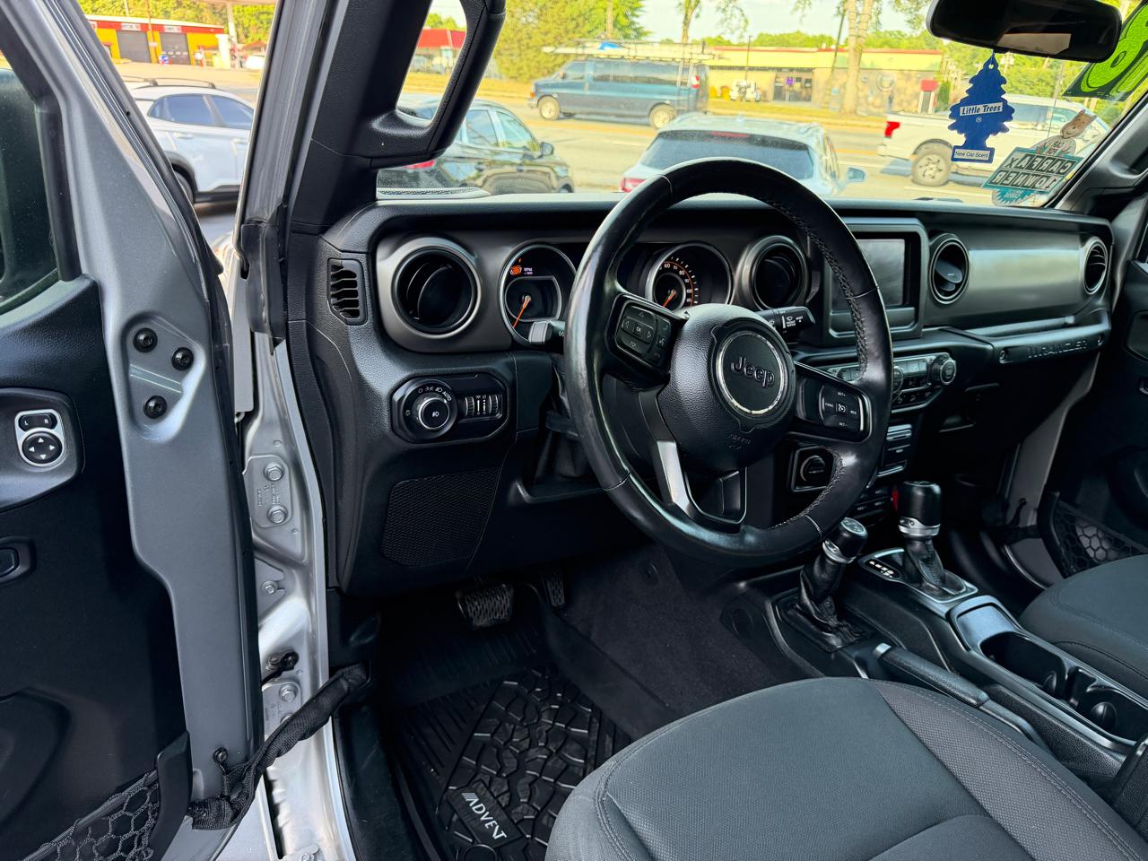 Jeep Wrangler Unlimited Sport 2018