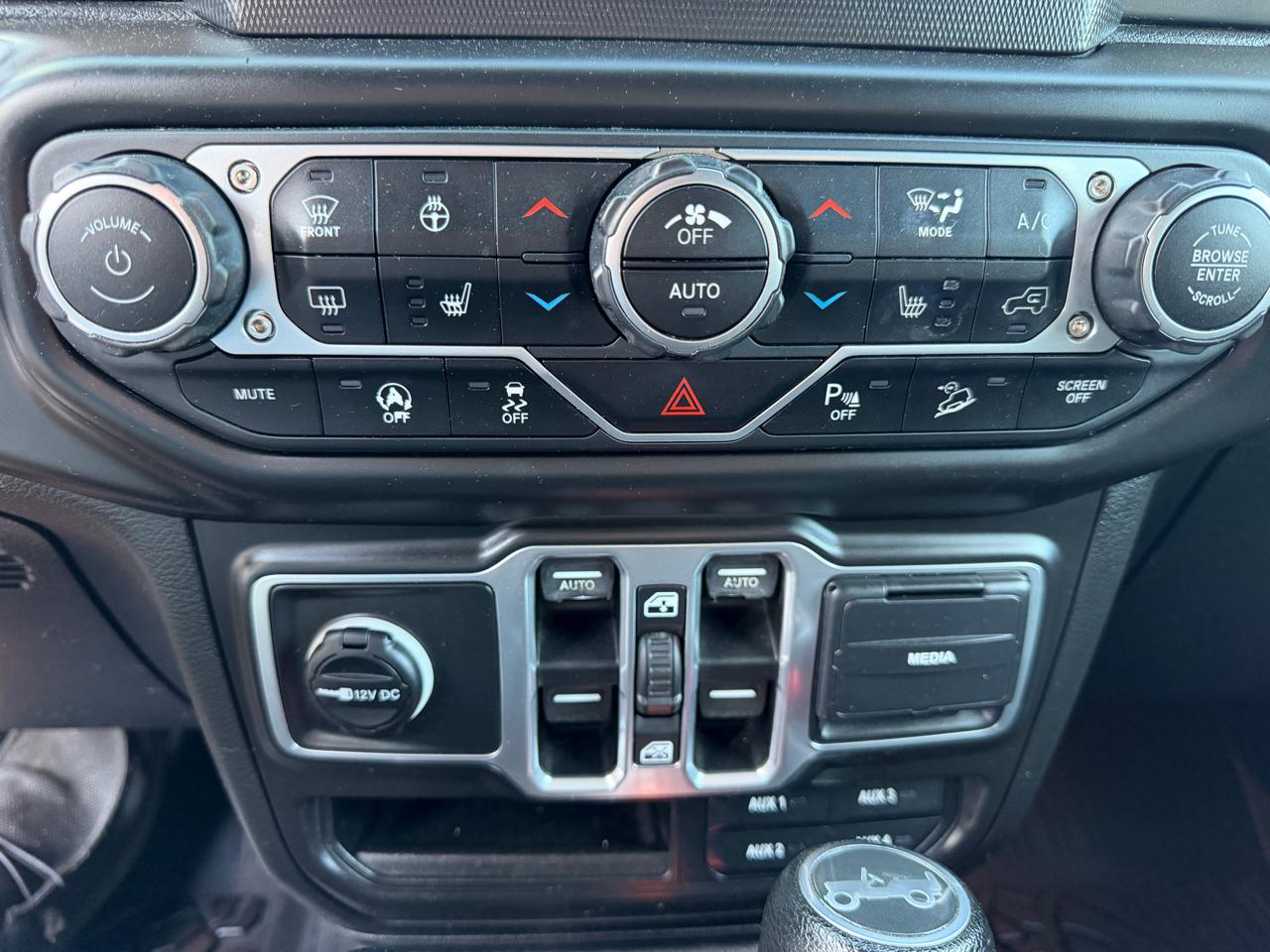 Jeep Wrangler Unlimited Sport 2018