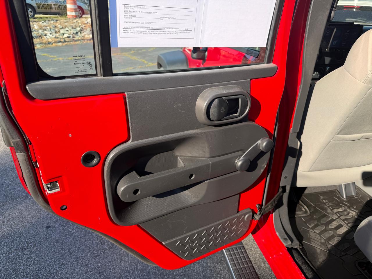 Jeep Wrangler Unlimited Sport RWD 2010