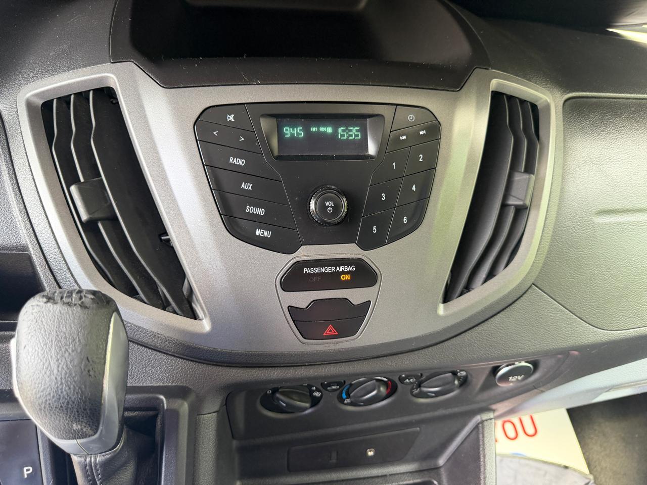 Ford Transit 350 Van High Roof w/Sliding Pass. 148-in. WB EL 2015