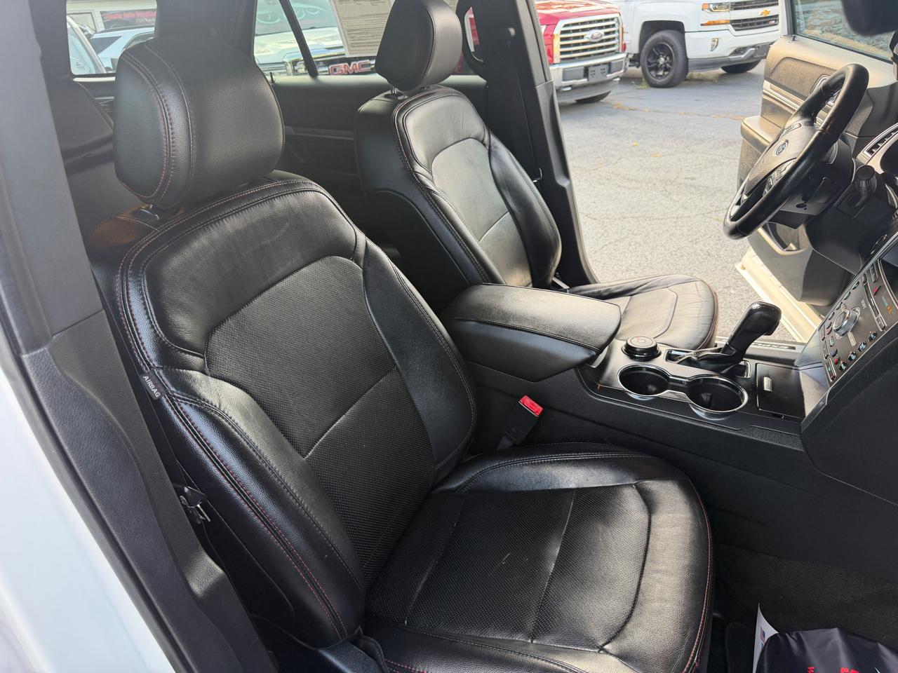 Ford Explorer Sport 4WD 2016
