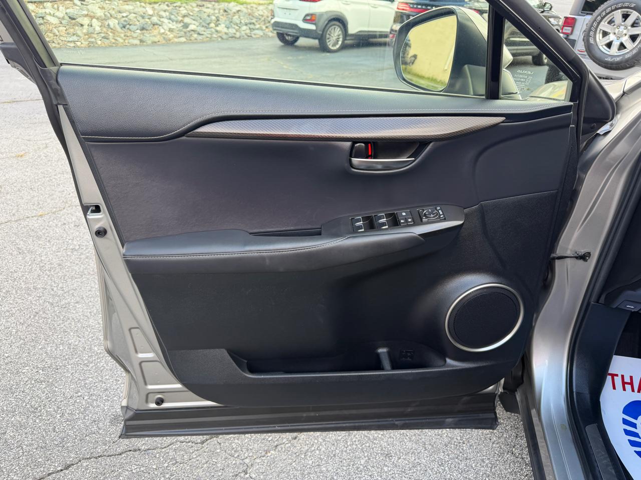 Lexus NX 300  2019