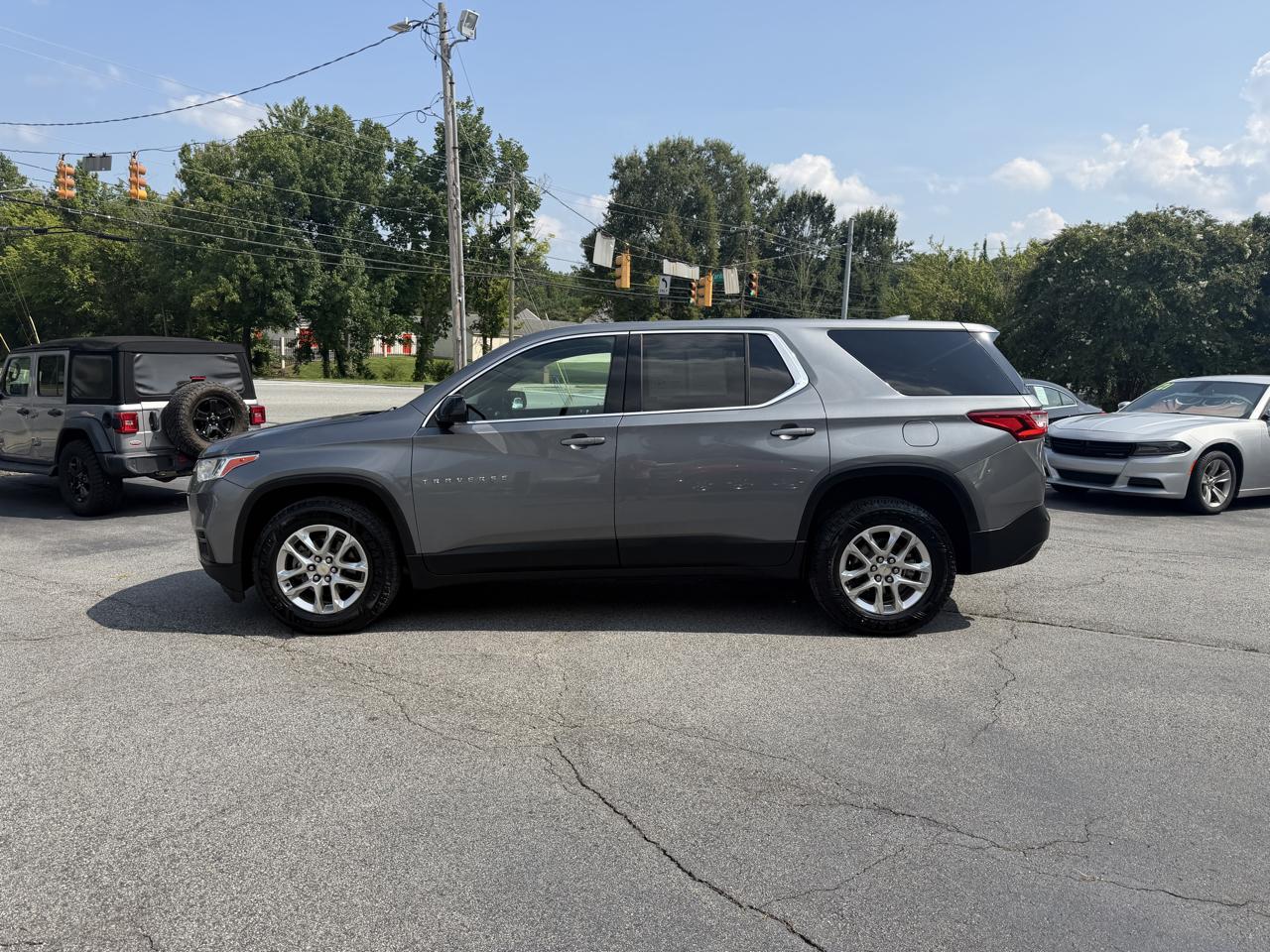 2020 Chevrolet Traverse LS AWD