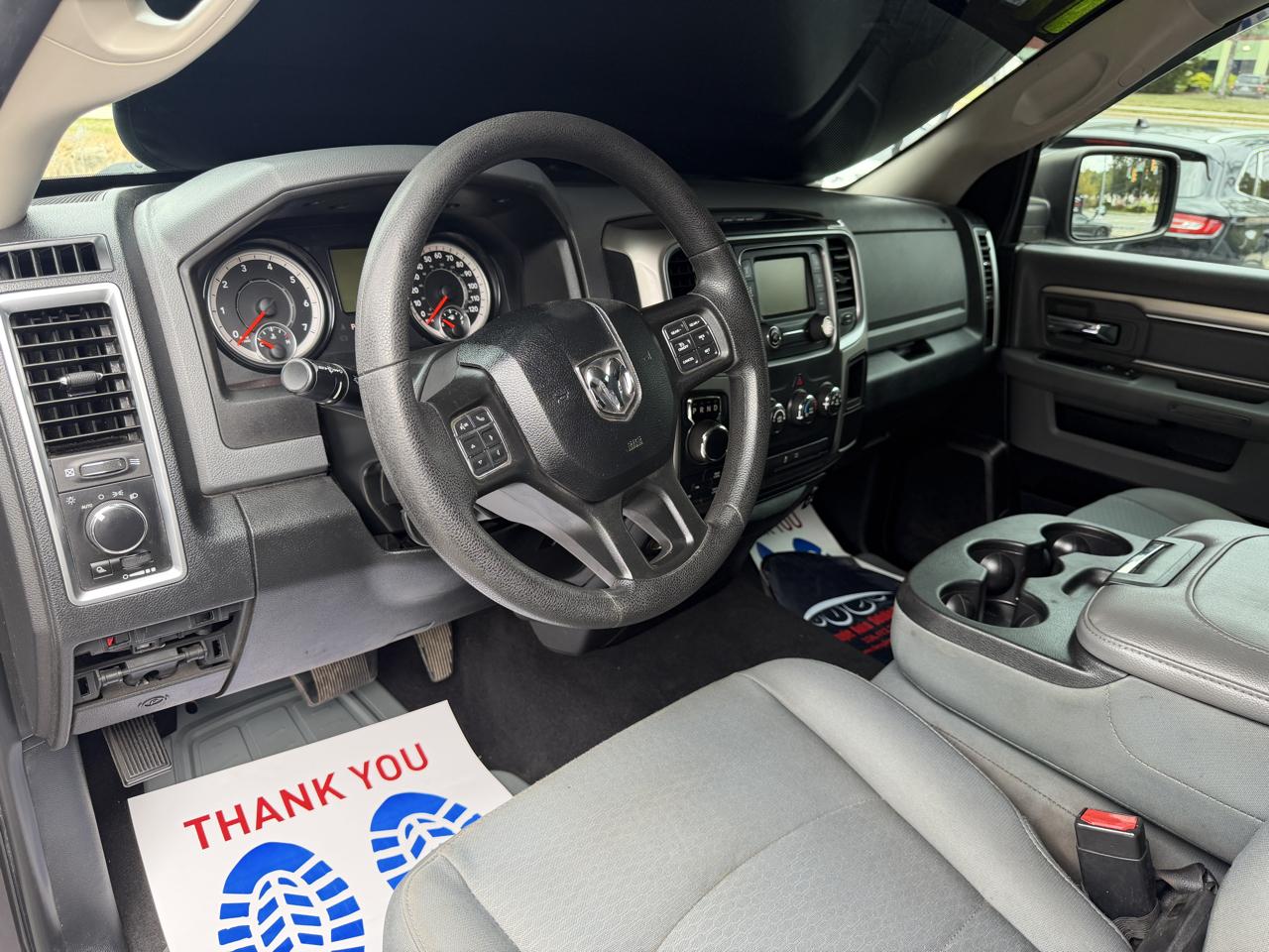 RAM 1500 4WD Quad Cab 140.5" SLT 2017